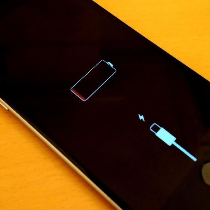 Telefonların Pil Ömrünü Geleneksel Kuvars Saatler Uzatabilir mi?